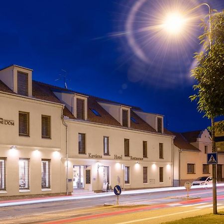 Wine&Wellness hotel Besední dům Valtice Exterior foto