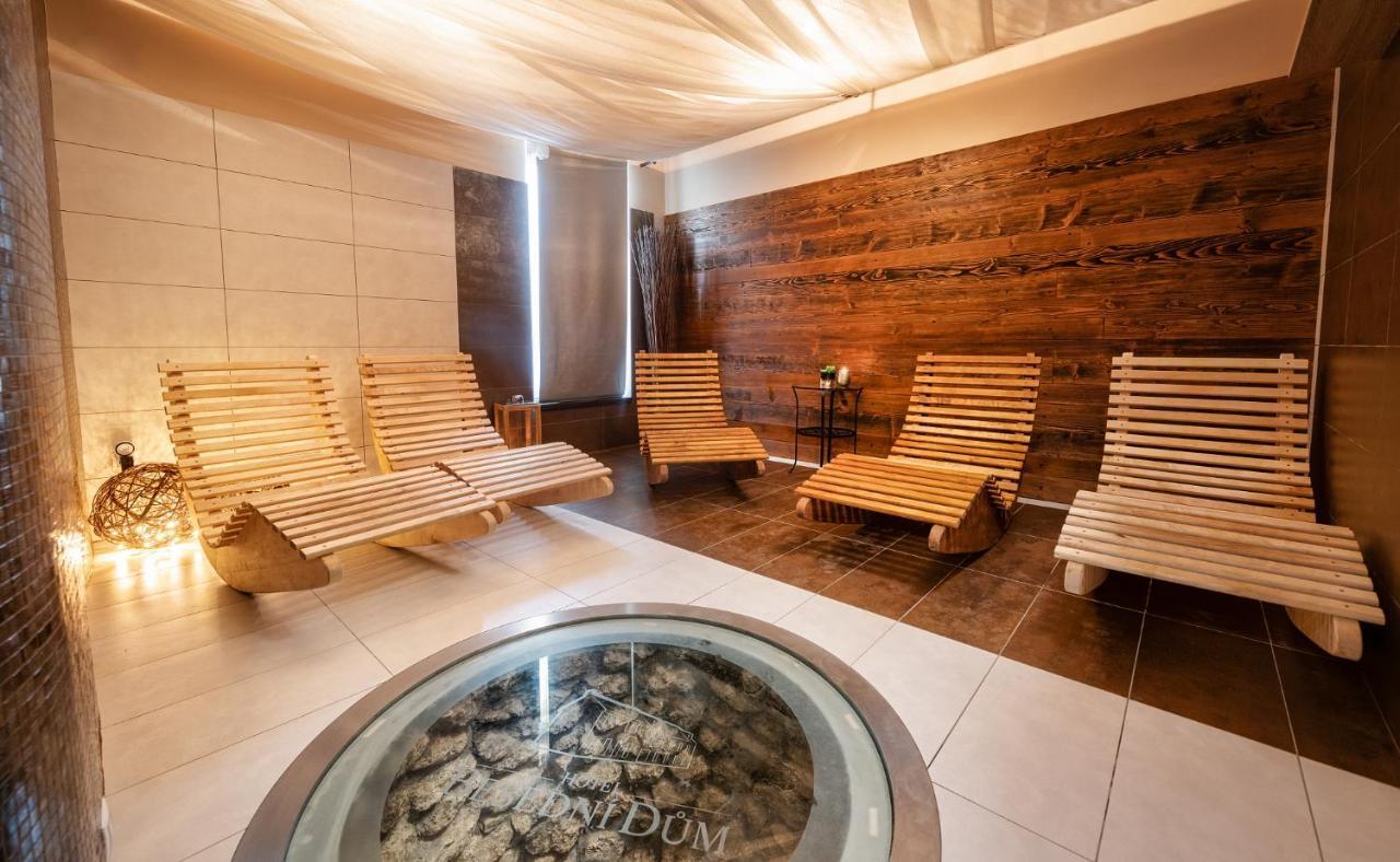 Wine&Wellness hotel Besední dům Valtice Exterior foto